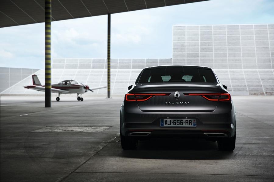  Renault Talisman 2015 года  (фото 24 из 37)
